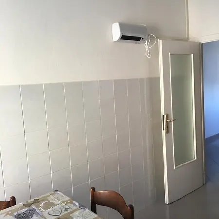 Miramare, 2 Camere, Cucina, Bagno, * 벤티밀리아