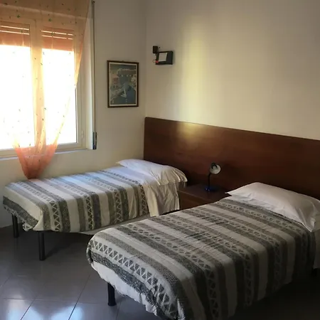 Miramare, 2 Camere, Cucina, Bagno, 아파트