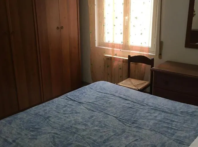 アパート Miramare, 2 Camere, Cucina, Bagno, ヴェンティミーリア
