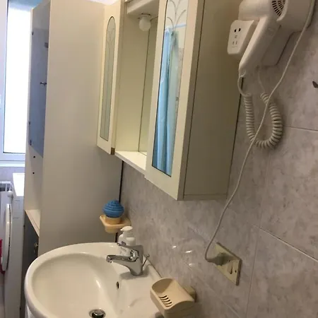 Miramare, 2 Camere, Cucina, Bagno,
