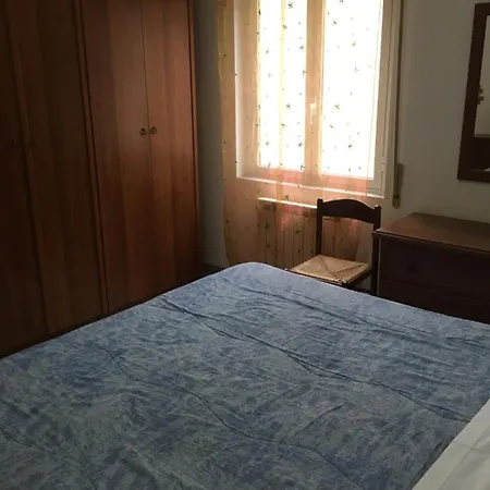Apartamento Miramare, 2 Camere, Cucina, Bagno, Ventimiglia