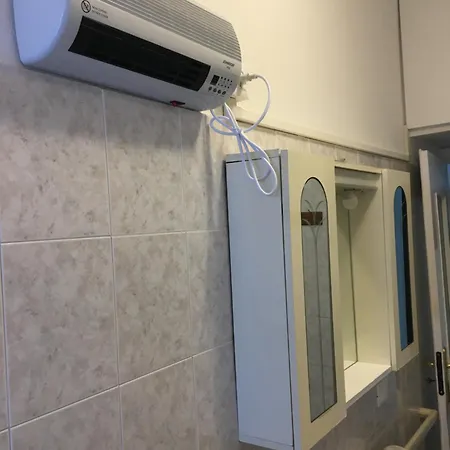 Apartamento Miramare, 2 Camere, Cucina, Bagno,
