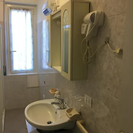 Miramare, 2 Camere, Cucina, Bagno, Apartment