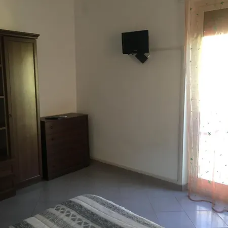 Apartment Miramare, 2 Camere, Cucina, Bagno, Ventimiglia