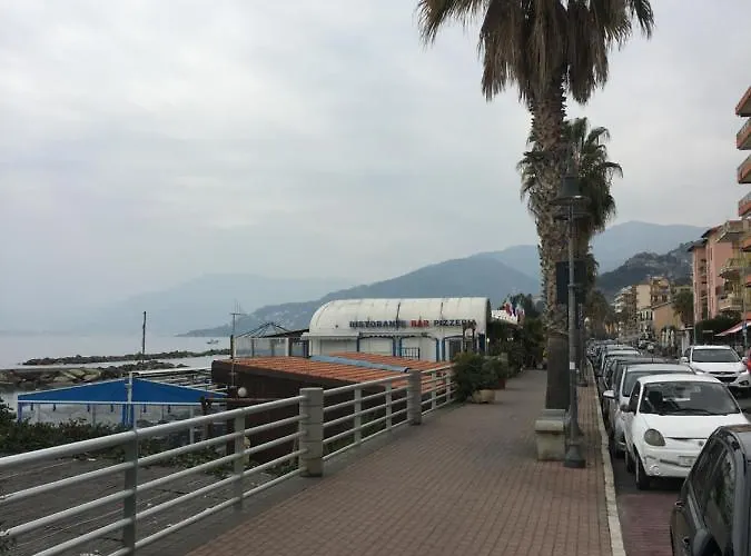 Miramare, 2 Camere, Cucina, Bagno, *