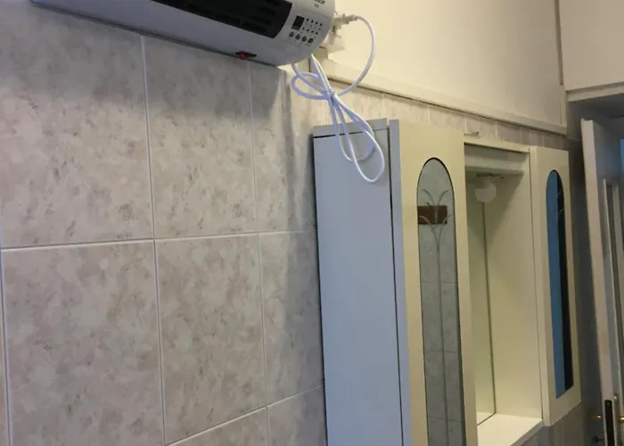 Apartamento Miramare, 2 Camere, Cucina, Bagno,