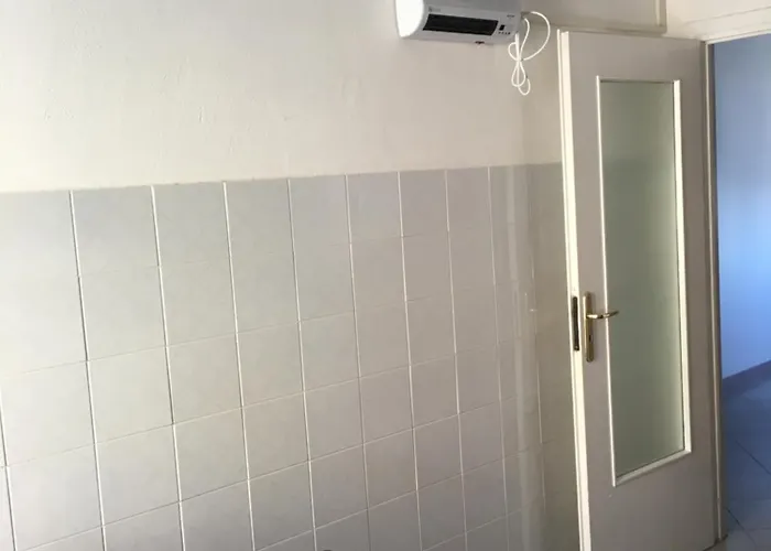 Miramare, 2 Camere, Cucina, Bagno, * Ventimiglia